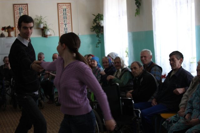 Один день в доме престарелых