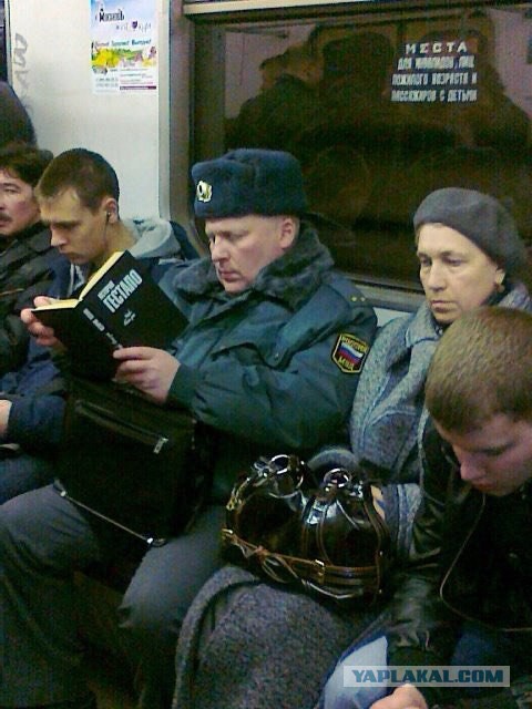 Подборка посетителей метро Санкт-Петербурга