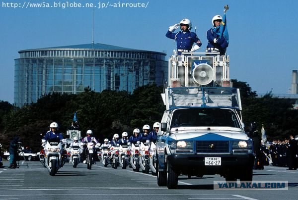 Самые крутые полицейские машины