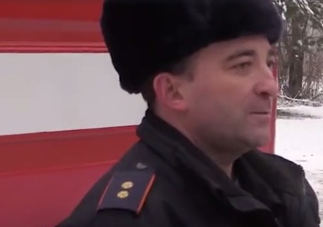 Вашему вниманию — самый маленький пожарный в России