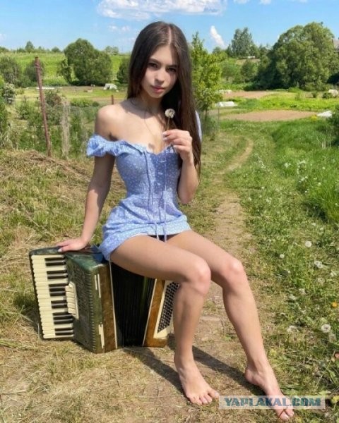 Прекрасная половина человечества (Vol.150) Купальнички