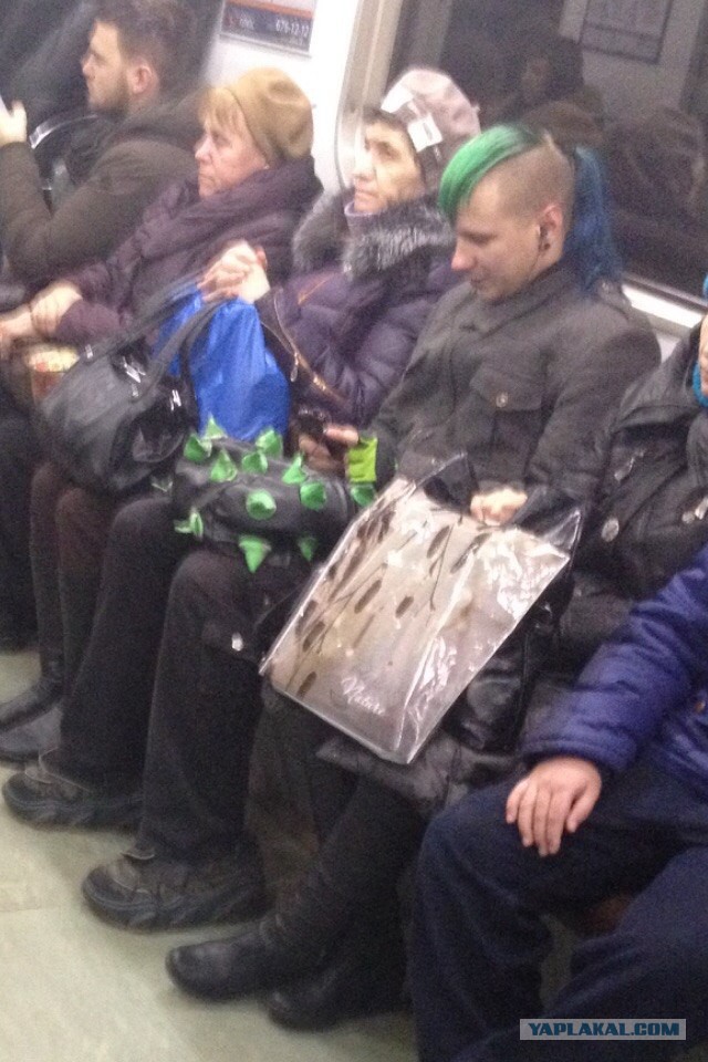 Подборка посетителей метро Санкт-Петербурга