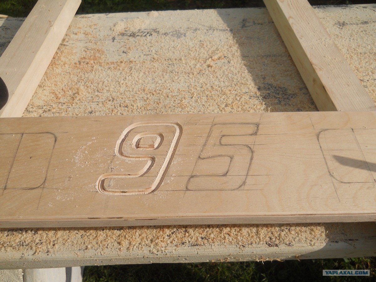 Кровать в форме машины. - ЯПлакалъ