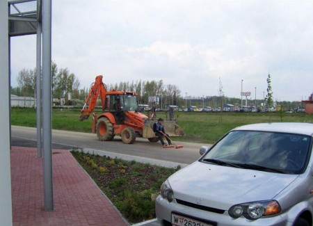 Тракторы, эксковаторы, грузовики