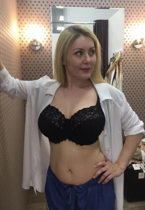 Сочные дамочки