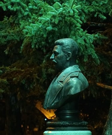 Аллея маршалов Победы в Комсомольске-на-Амуре