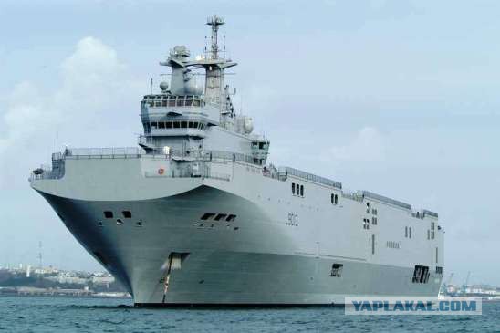 Жители Франкфурта аплодисментами встретили