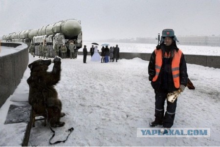 Холодно... согреться надо!