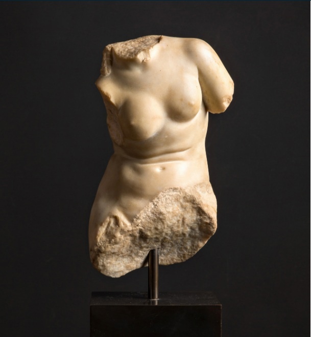 Красота женского тела — вне времени... Античные торсы Афродиты