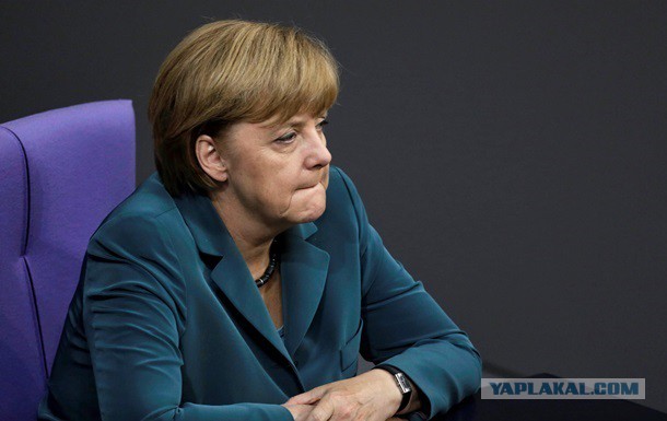 Путин потерял связь с реальностью - Меркель