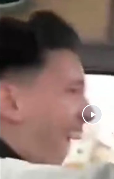 Типичный тиктокер-ублюдок ...