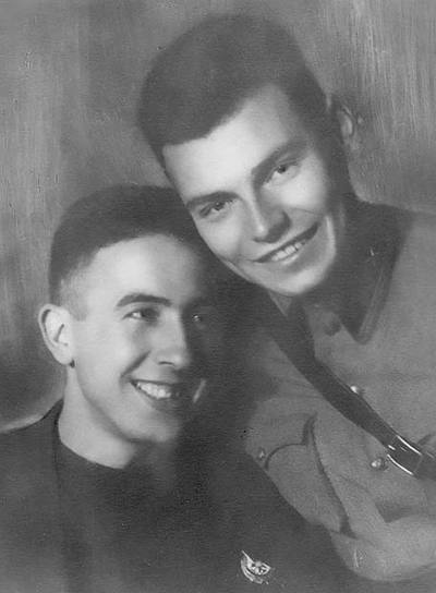 Рубен Ибаррури, сын Долорес. Погиб в 22 года, защищая Сталинград