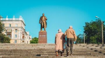 "Вступая в 65+... Спасибо, родные! Экономные вы наши!"