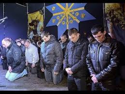 Момент смертельного выстрела в протестующую во время вчерашнего штурма Капитолия
