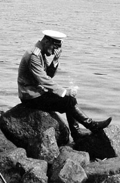 Атаковать торпедами и потопить пару американских катеров за захват танкеров призвали в Госдуме.