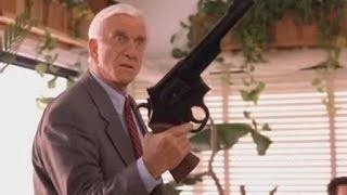 Для Америки это обычное явление. Огромные винтовочные патроны в обычном револьвере.