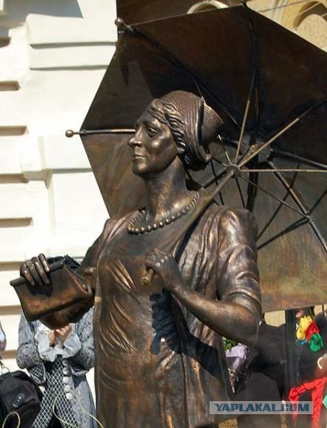 Памятники, которые делают мир добрее