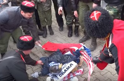 Питерские казаки пригрозили лишить Трампа звания есаула