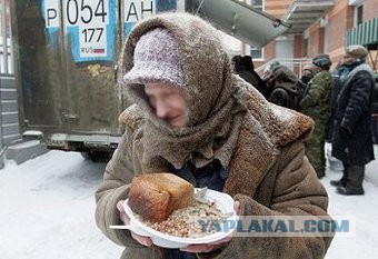 Как паркуются в Париже и цена на топливо. Фото.