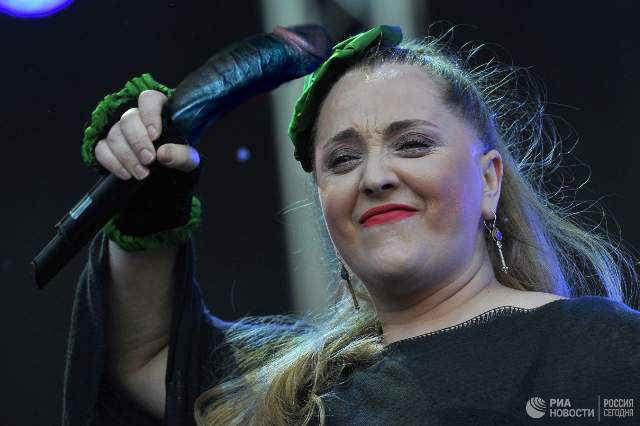 Певица Катамадзе удалила сообщение об отказе от выступлений в России