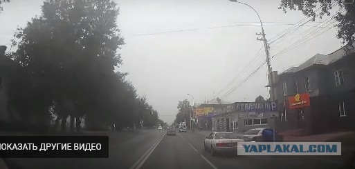 Скучно людям в Ноовсибирске. Один подрезает, второй учит