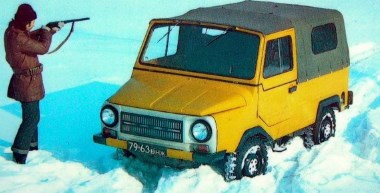 Фотографии прошлого с автомобилями, грузовиками и автобусами