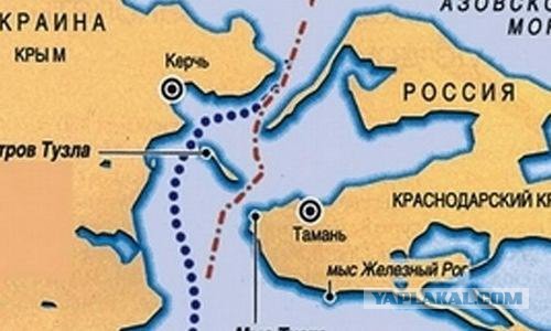 Аэропорты Крыма заблокированы российскими военными