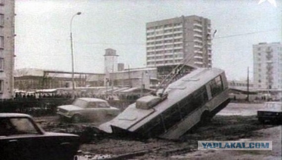 В Китае обвалилась новая ветка метро