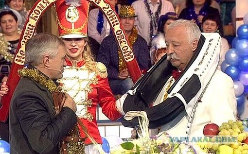 Квашеную капусту, энергетики и мандарины изъяли у гостей прямой линии Путина