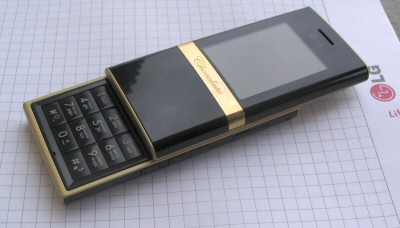 Вспомним 2005 год. 20 лет красавчику, а он все так же неотразим