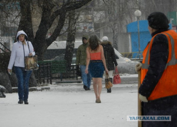 "Холодно, зато красиво"? Девушки, не надо так!