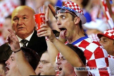 Юрий Михайлович на трибуне