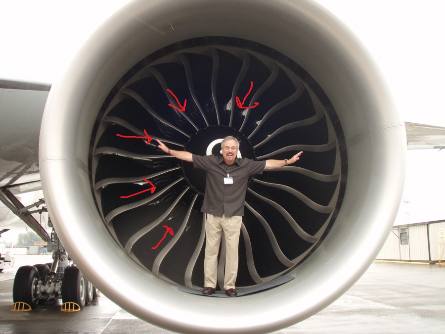 Авиадвигатель Боинг 777