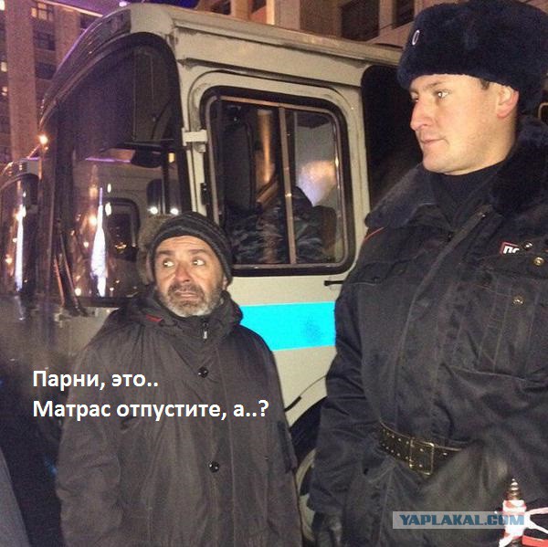 Манежка:1000 идиотов,100 патриотов и вежливый ОМОН
