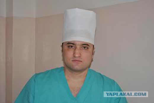 Доктор избил водителя скорой помощи, мешавшей проезду его «Лексуса»