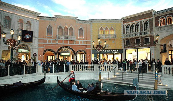 Пора завязывать с туристическими городами…