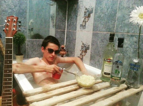 Ужасы и приколы из соцсетей 18+