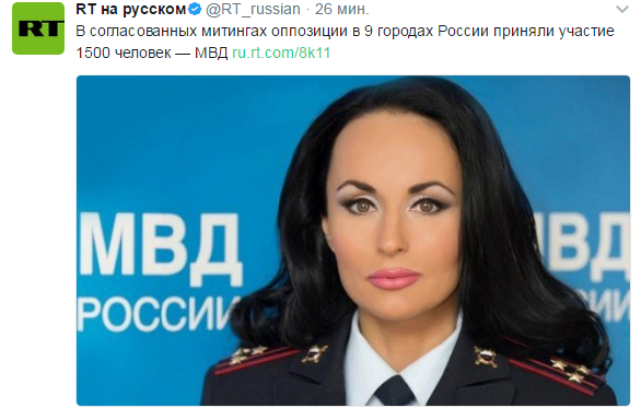 Навального задержали в подъезде его дома в Москве