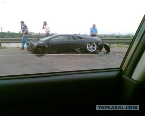Авария Lamborghini