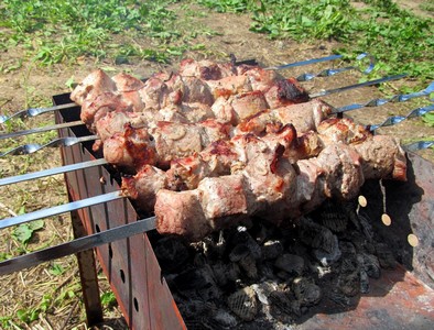 Постой, паровоз! Не стучите колеса...