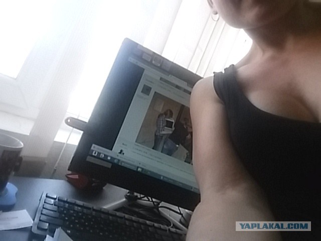 А давайте по фотке, кто как сейчас работает