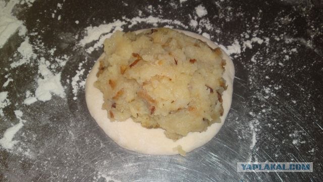 ЧудУ (лепешки) с разной начинкой