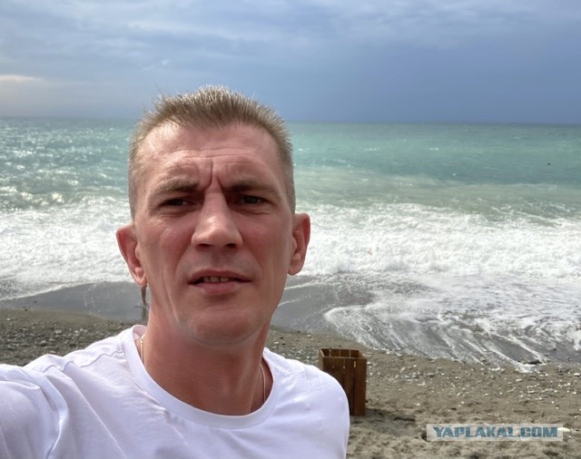 Родня и друзья Вас сожрут, если вы захотите жить и радоваться жизни.