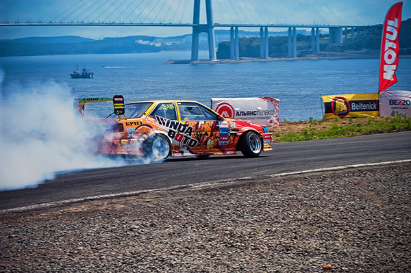 Владивосток и Русский остров с высоты...