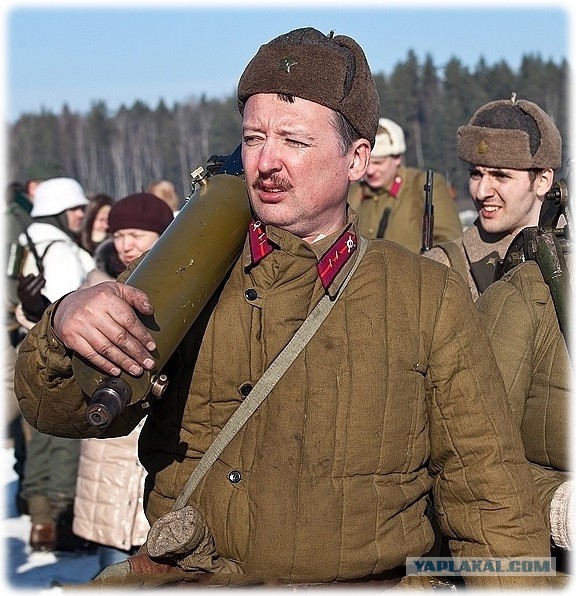 Миллионы долларов российской оппозиции. А почему молчит Навальный?