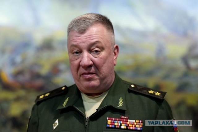Депутат Госдумы заявил об исчезновении у Минобороны 1,5 млн комплектов формы