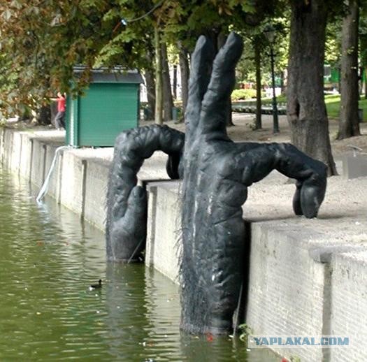 Необычные статуи мира