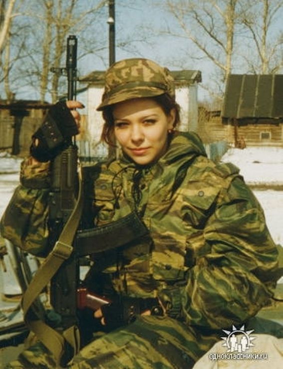 Красит ли форма женщину? 22 варианта