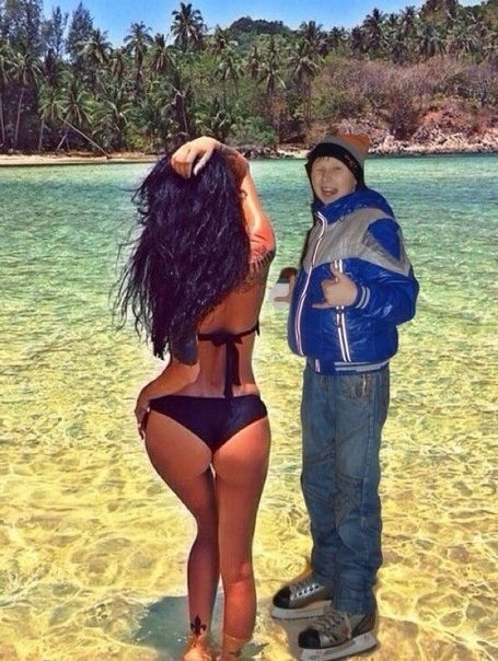 Чё там брат? Чё там? (18+)