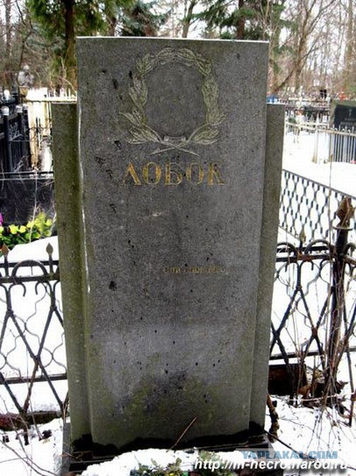 Братва постреляла друг друга.